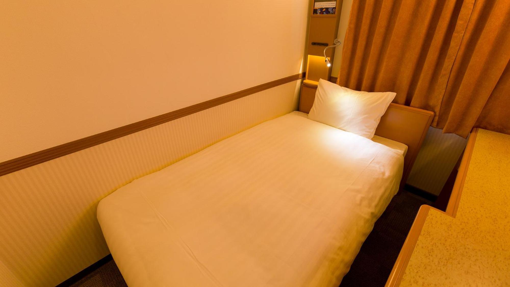 Toyoko Inn Yokohama Sakuragicho Ruang foto