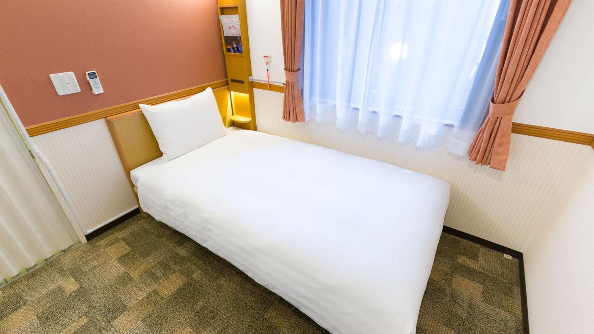 Toyoko Inn Yokohama Sakuragicho Ruang foto